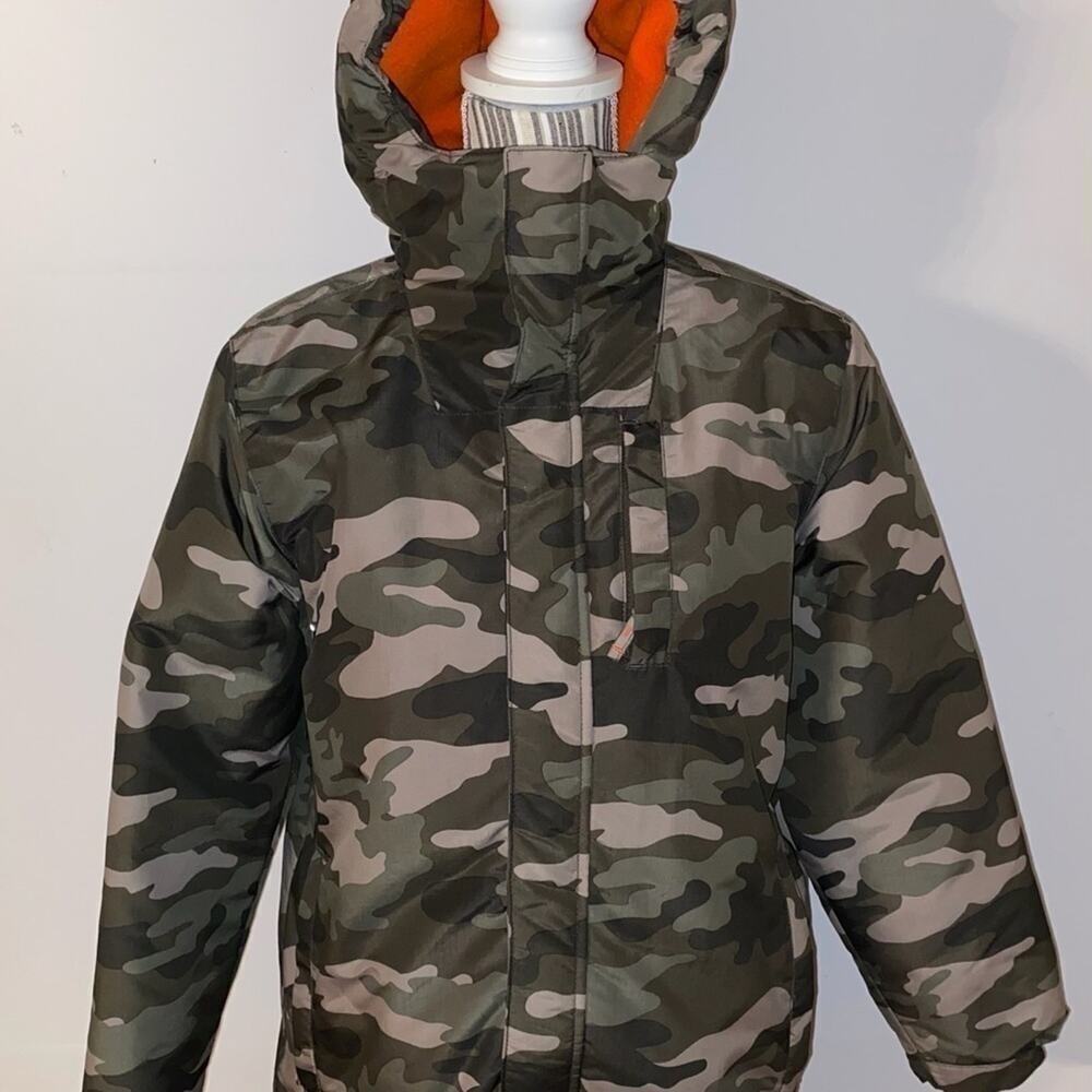 Children’s Place Boys Camo Puffer size XL (14)